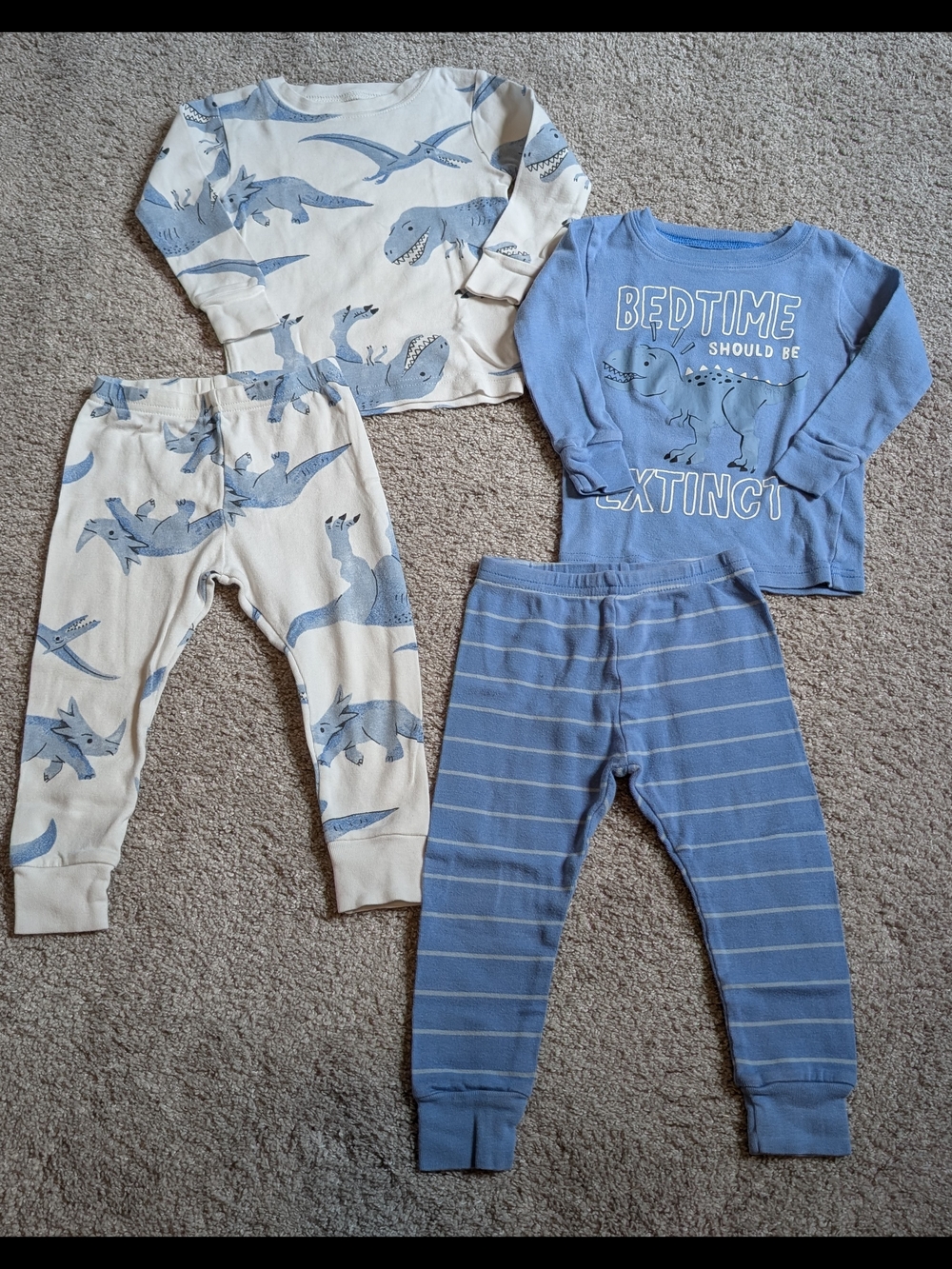 Carter's- 4 Piece Set- 2 Pajamas- 18 Months - Dinosaurs